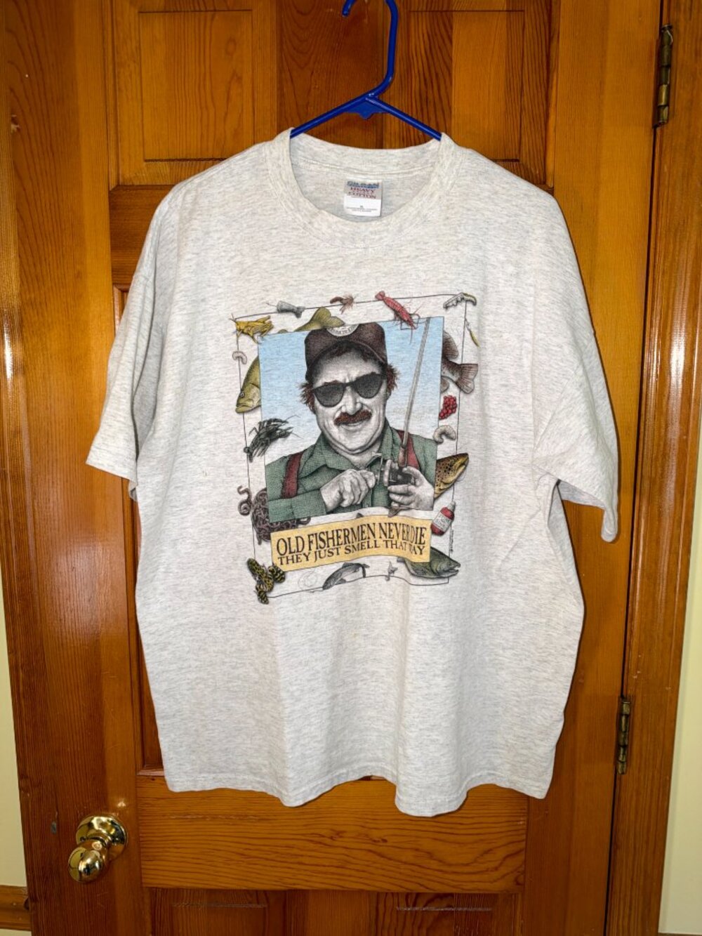 Vintage Peggy Murray Old Fishermen Never Die T-shirt XL